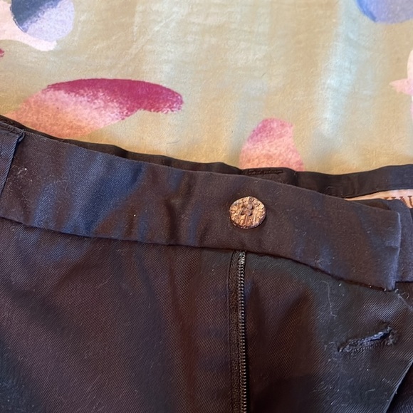 Black shorts - Picture 4 of 7